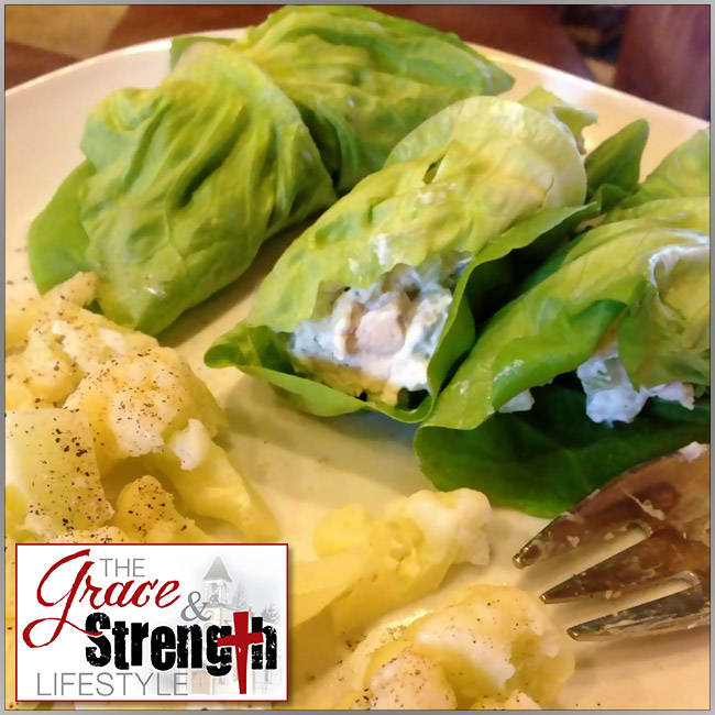 clean-eating-Chicken-salad-wrap-with-Greek-yogurt